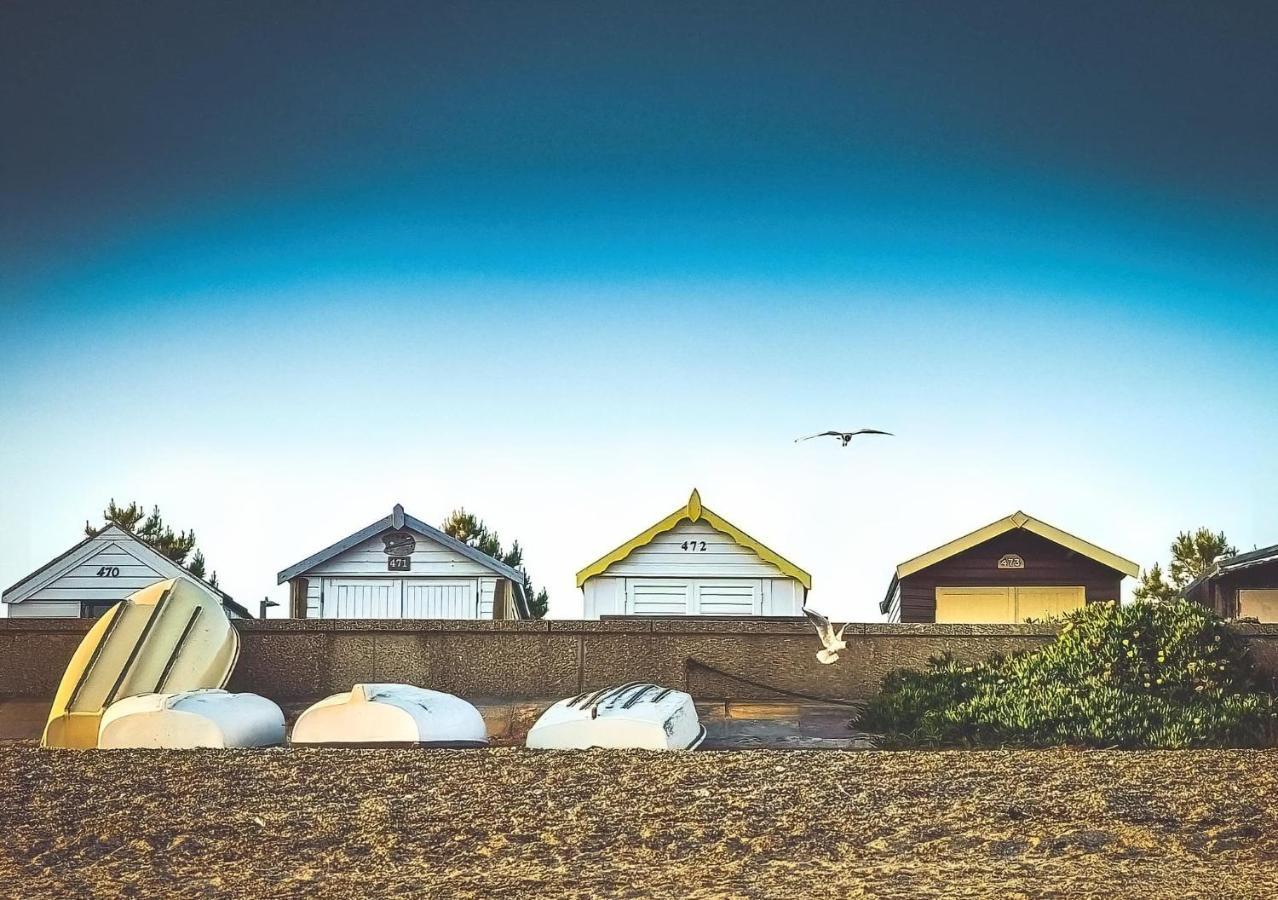 Marine Villa Hotel & Suites - Close To Beach, Train Station & Southend Airport Exterior foto